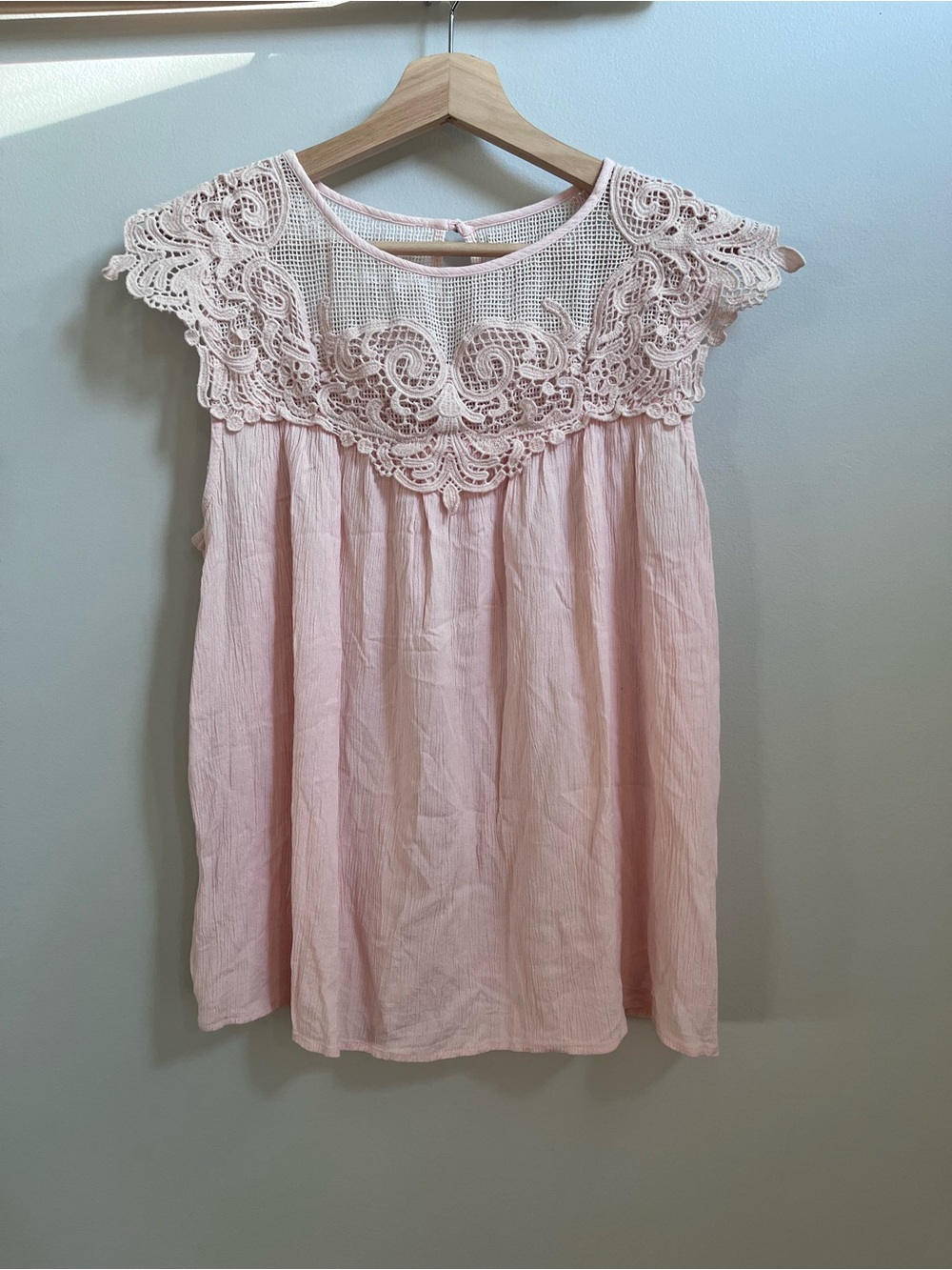 Abercrombie & Fitch Pink Lace Mesh Yoke Gauze Sleeveless Top Medium Boho